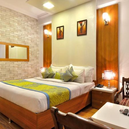 Hotel Solitaire Chandigarh - 10 Mins From Railway Station Ngoại thất bức ảnh
