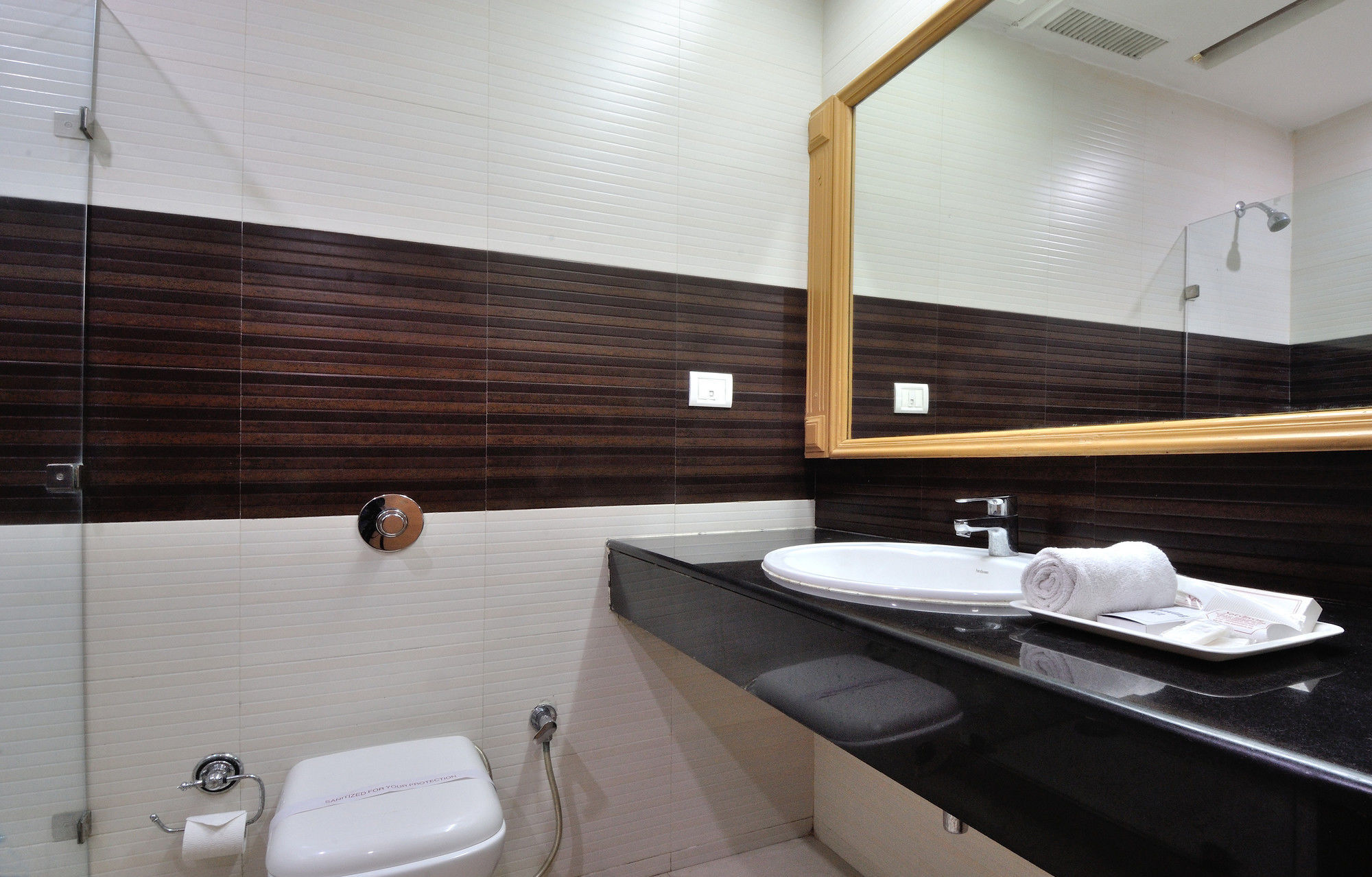 Hotel Solitaire Chandigarh - 10 Mins From Railway Station Ngoại thất bức ảnh